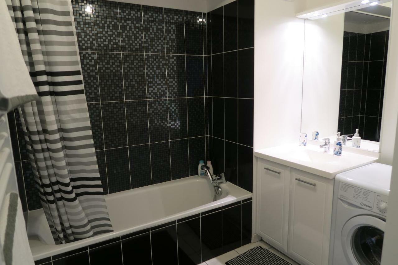 Appartement F3 Avec Parking Privee Saint-Priest  Ngoại thất bức ảnh