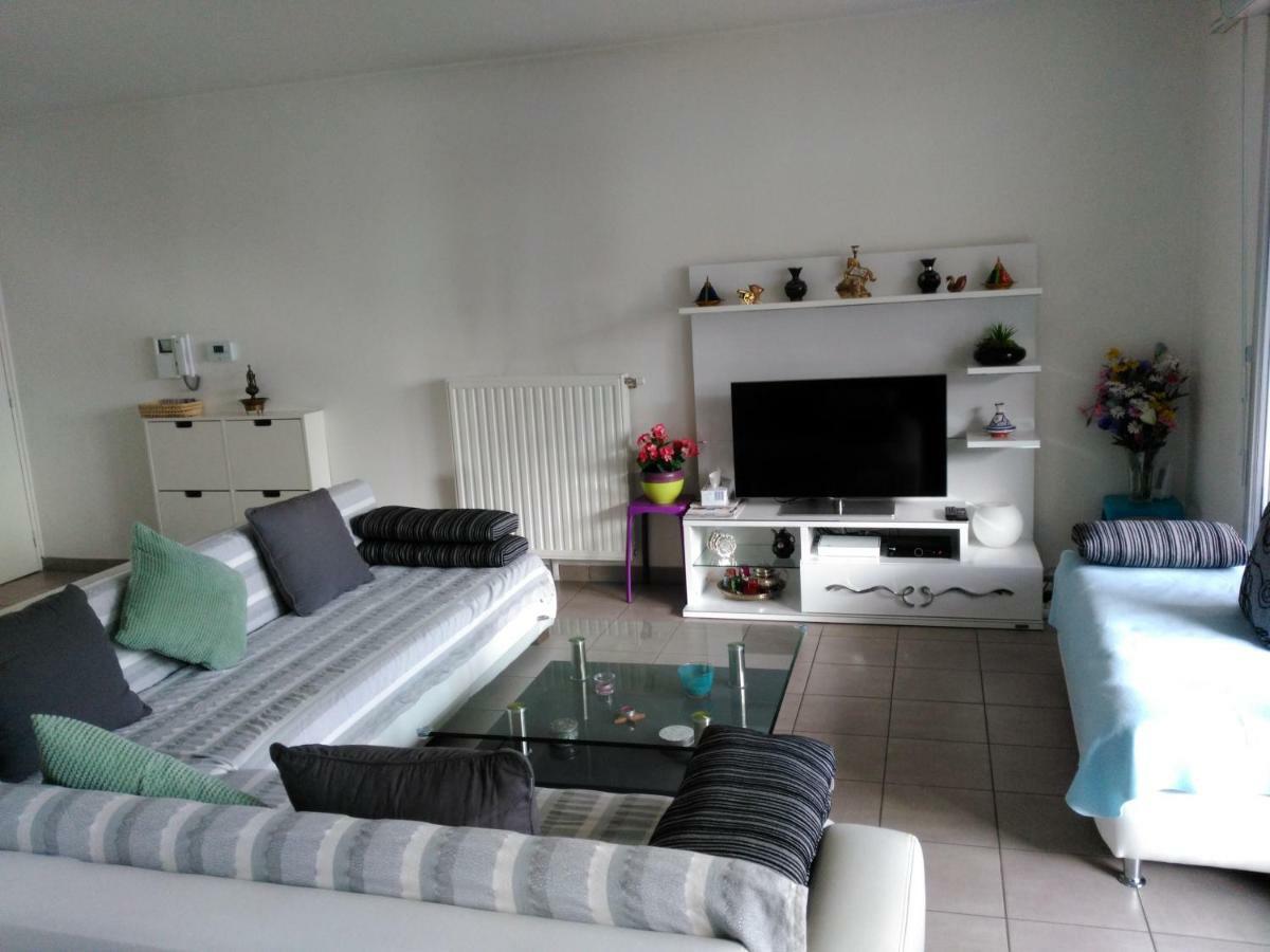 Appartement F3 Avec Parking Privee Saint-Priest  Ngoại thất bức ảnh